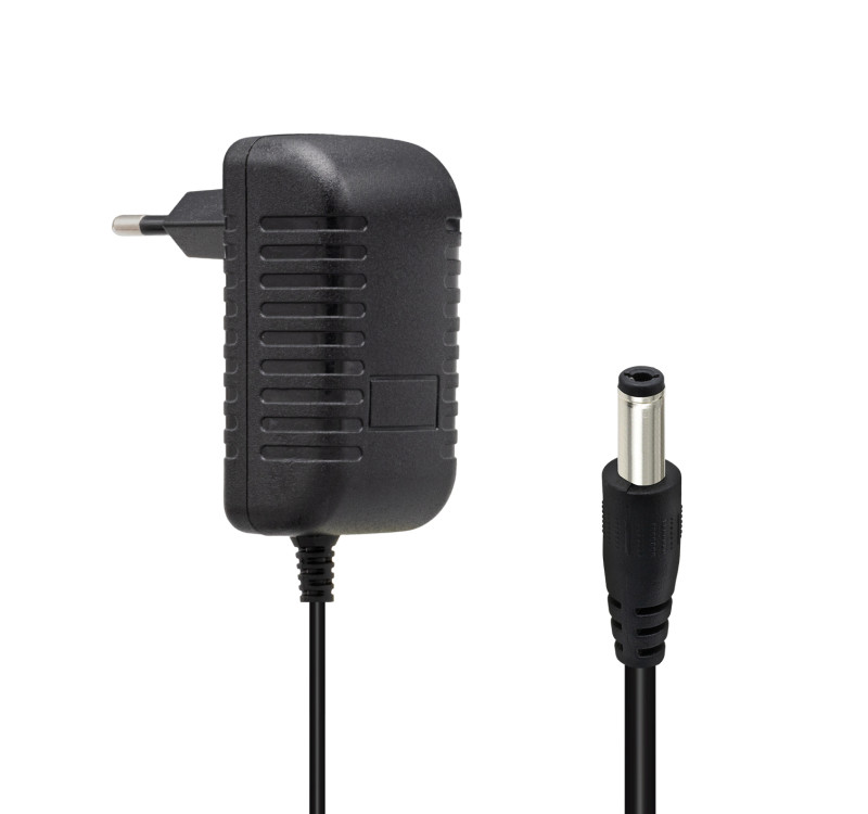 Weko 24 Volt 1 Amper 24 Watt Plastik Kasa Priz Tipi Adaptör (5.5x2.5 Uçlu)